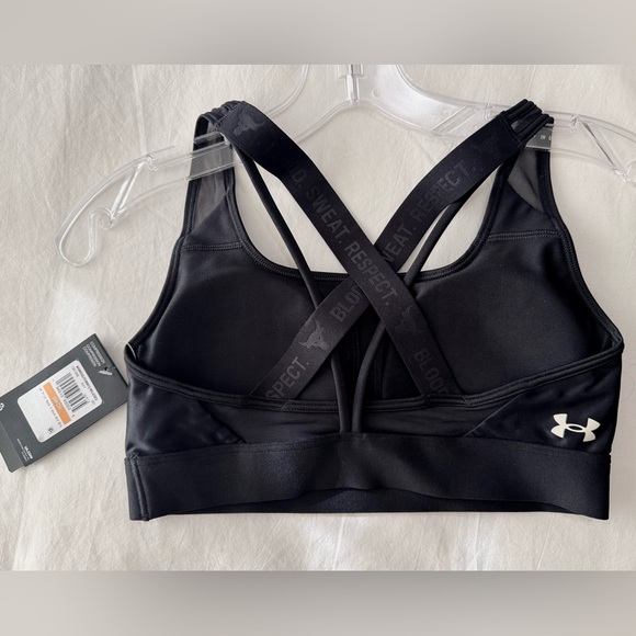 Under Armour Sports Bra—NWT - Picture 2 of 4